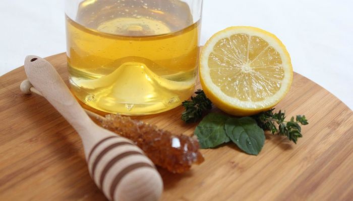 limon y miel para la amigdalitis