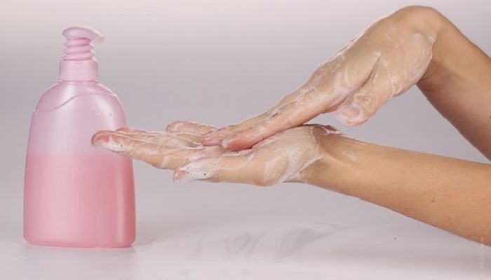 beneficios del jabón de castilla líquido