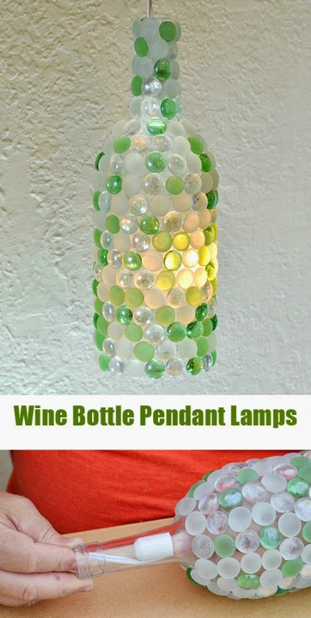 decorar botellas de vino como lámparas colgantes