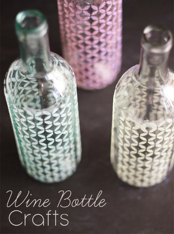 decorar botellas de vino con plantillas 